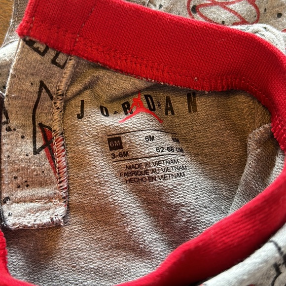 Air Jordan by Nike jumper - Picture 4 of 4